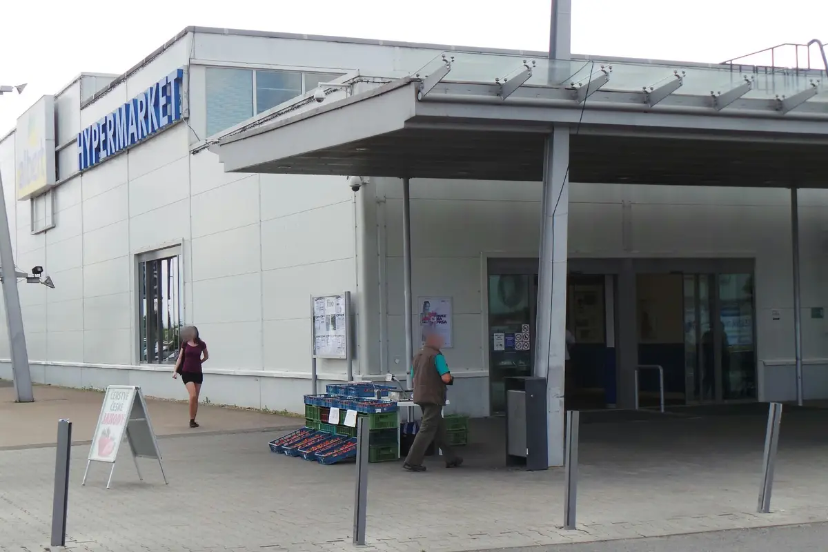 Albert Hypermarket